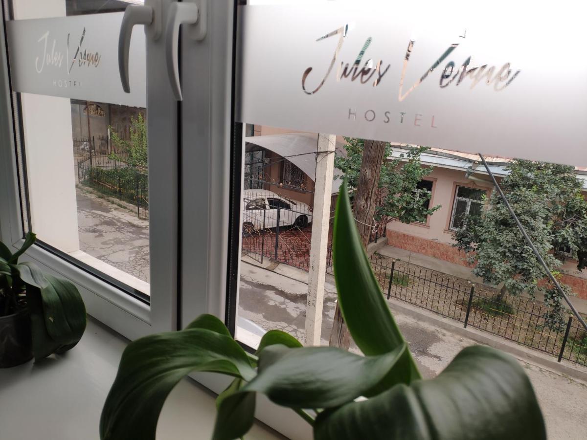 Jules Verne Hostel Tasjkent Eksteriør billede