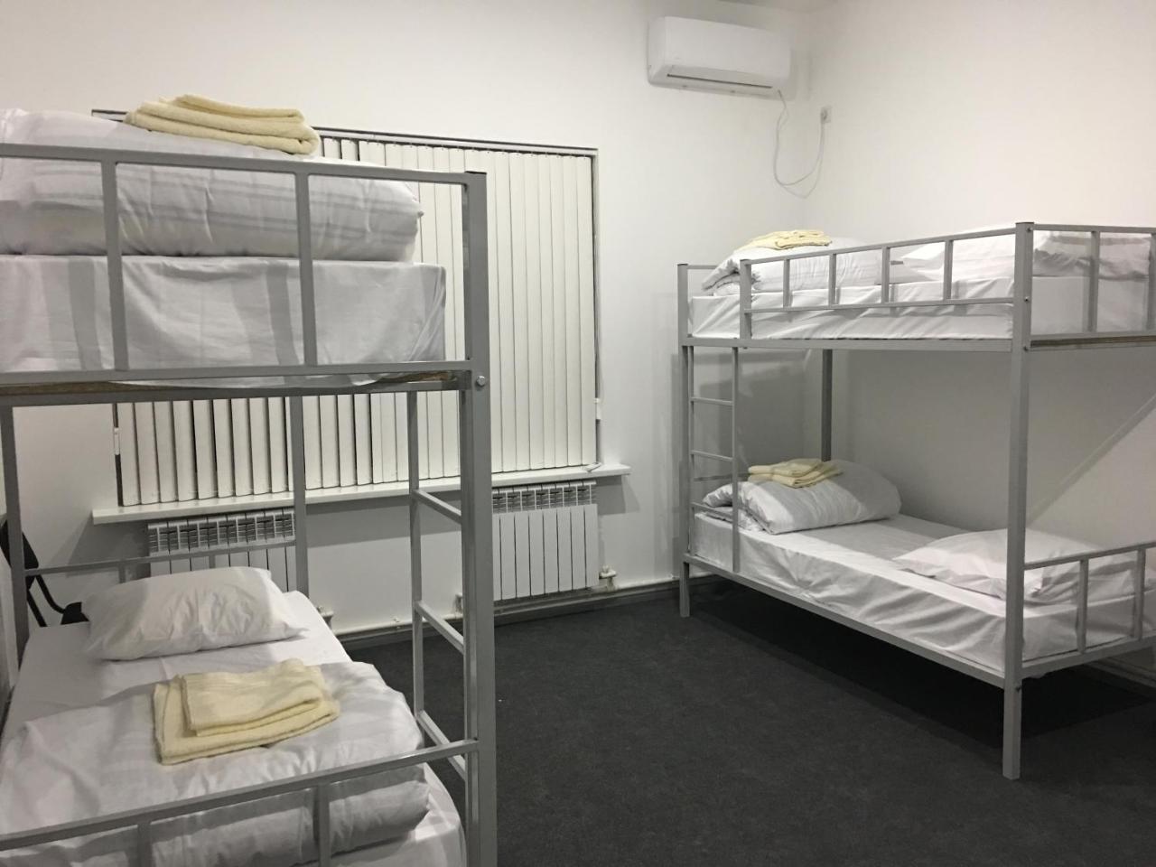 Jules Verne Hostel Tasjkent Eksteriør billede