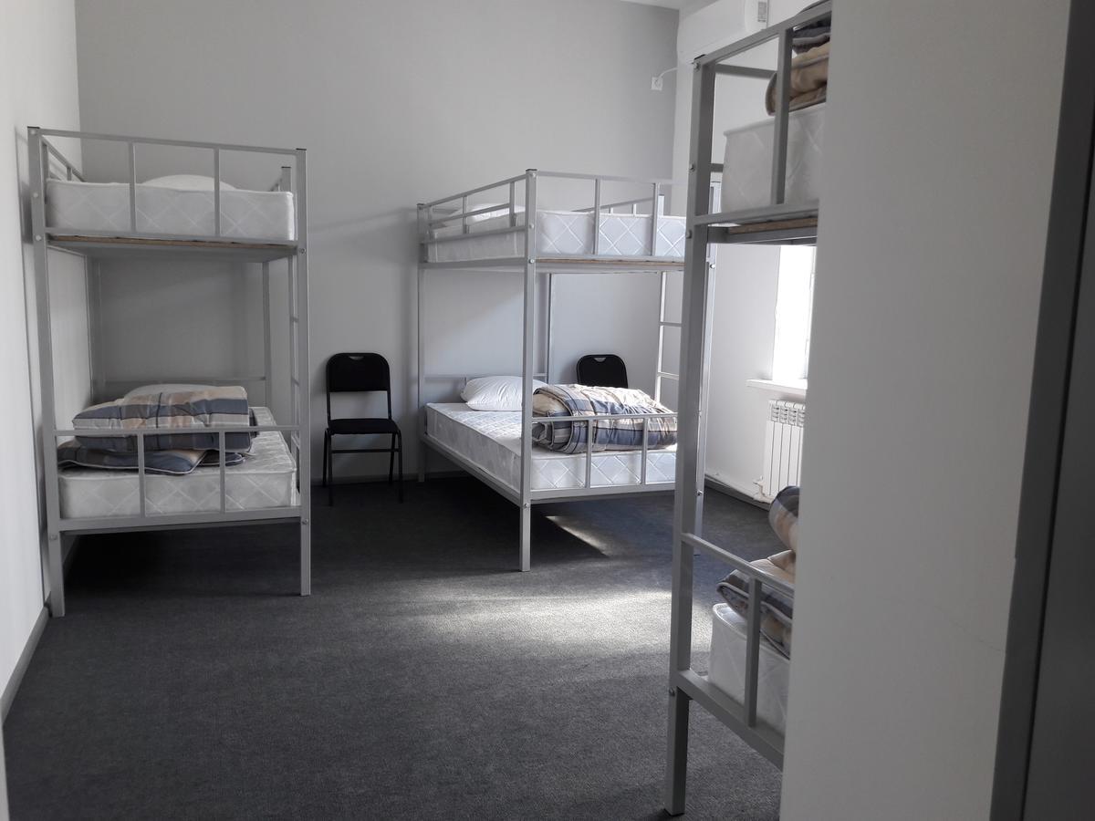 Jules Verne Hostel Tasjkent Eksteriør billede