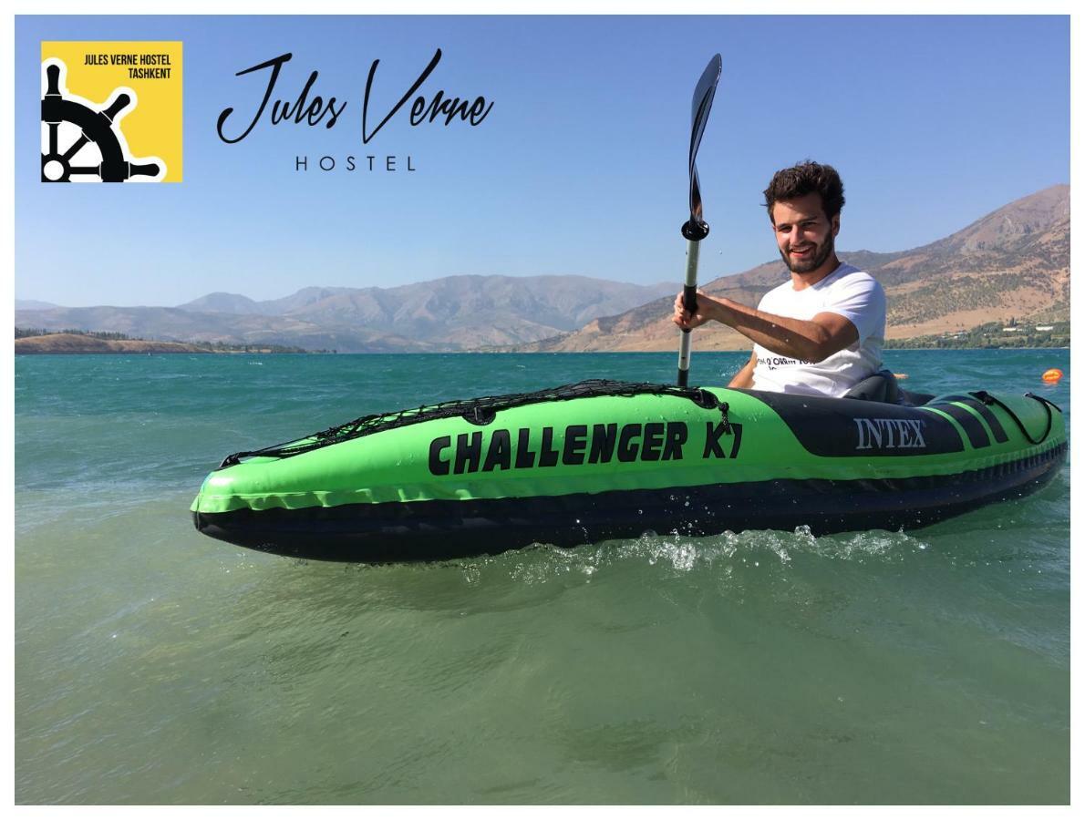 Jules Verne Hostel Tasjkent Eksteriør billede