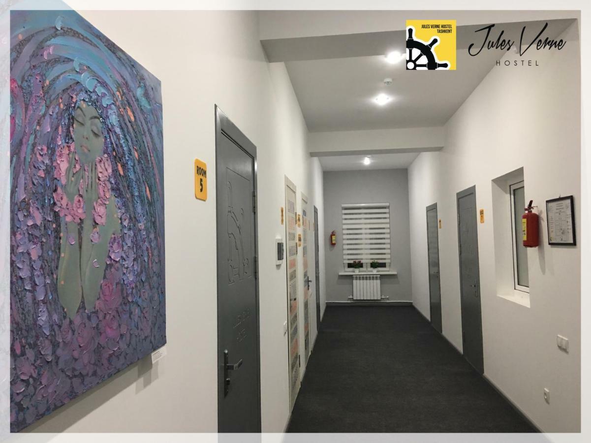 Jules Verne Hostel Tasjkent Eksteriør billede